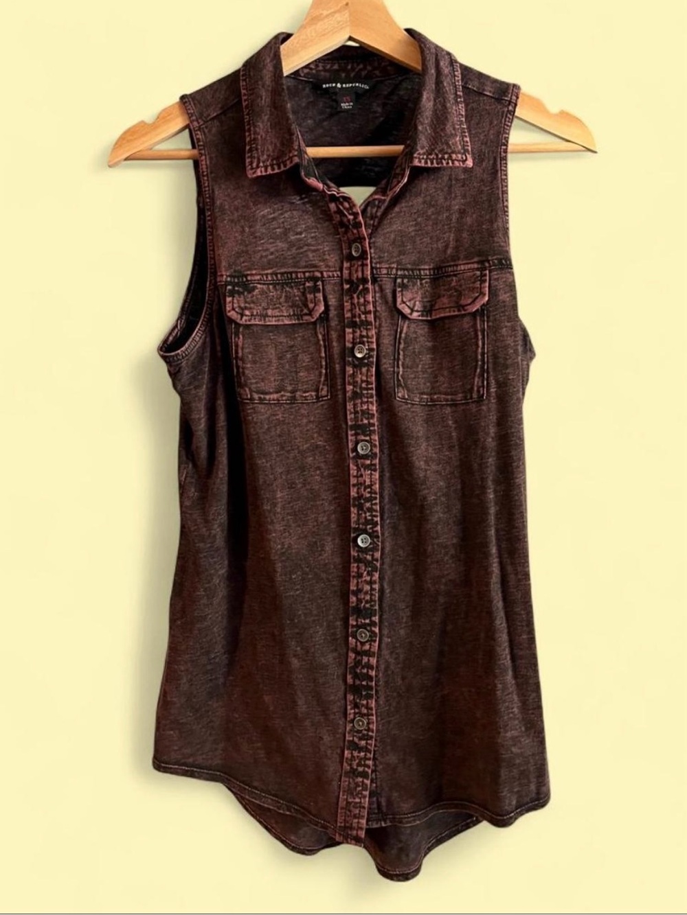 Sleeveless Button-Front Distressed Tank Top